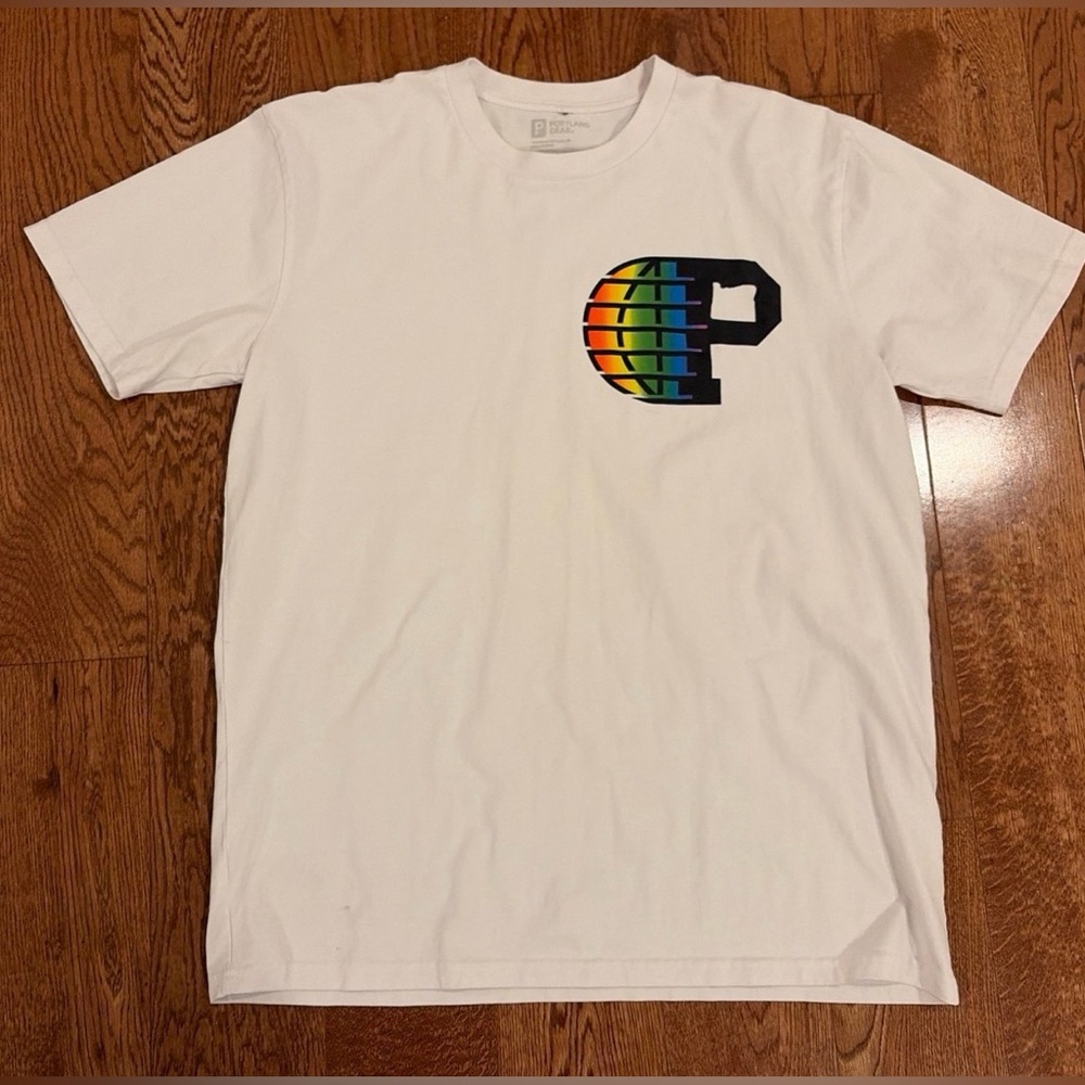 Portland Gear White Graphic Tee Rainbow Vibrant PNW Large Outdoor Athleisure
